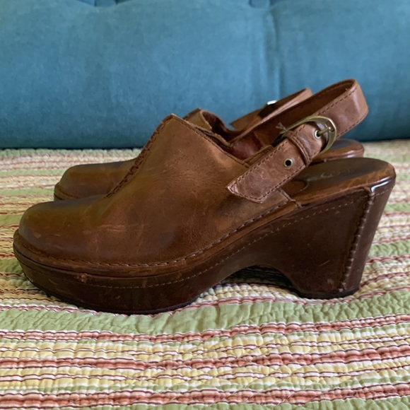 Ariat Clogs - Picture 2 of 6